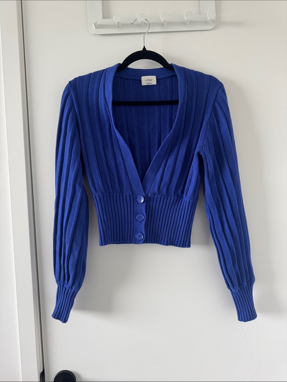 Aritzia Wilfred Plunge Front Ribbed V-Neck Button-Front Cardigan
